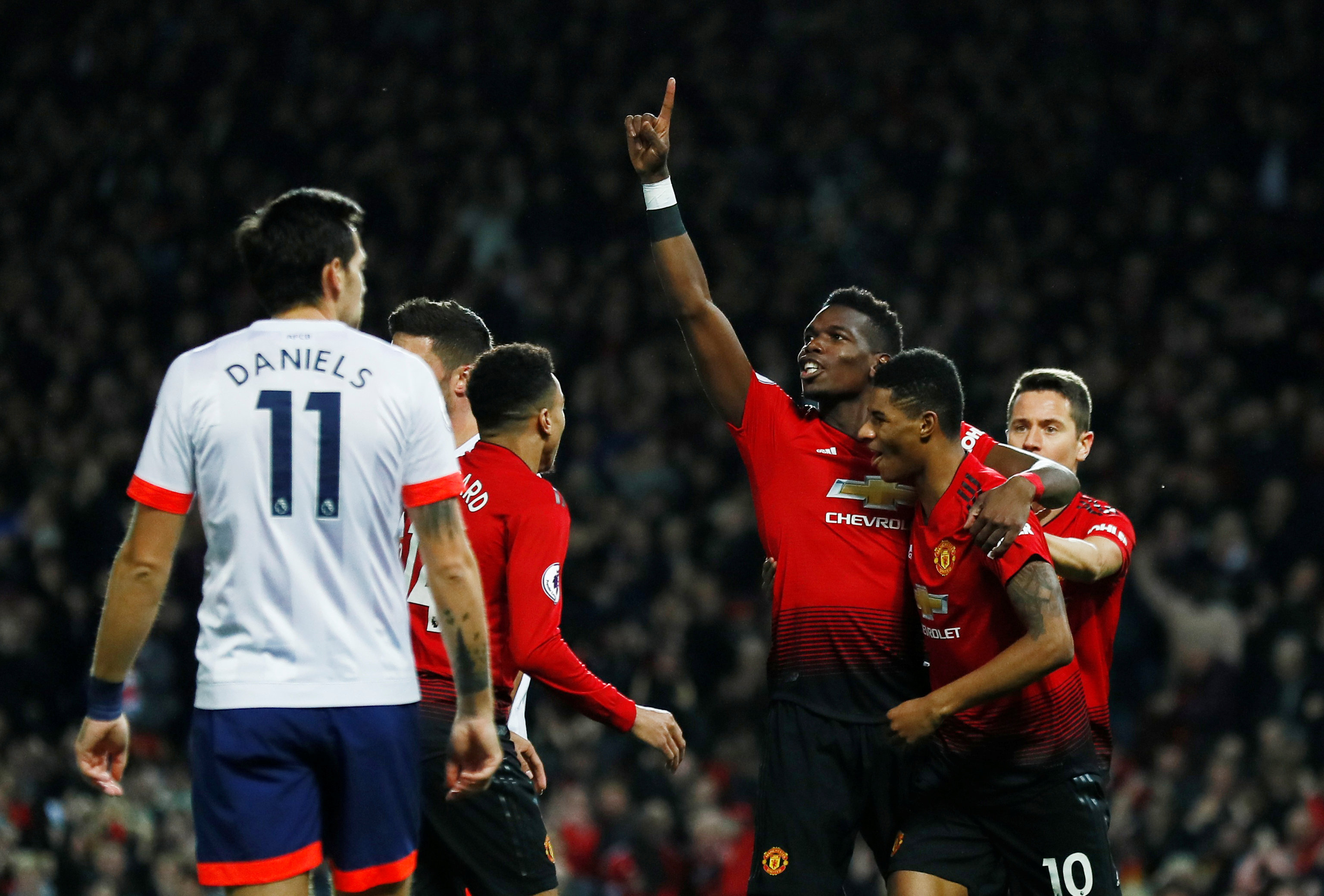 着每个巴萨 着每个巴萨